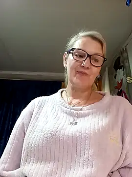 irinamaux online show from 04-22-26, 04:37