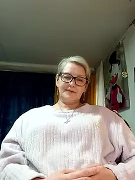 irinamaux online show from 04-23-26, 12:29