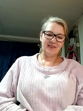 irinamaux online show from 04-27-26, 10:19