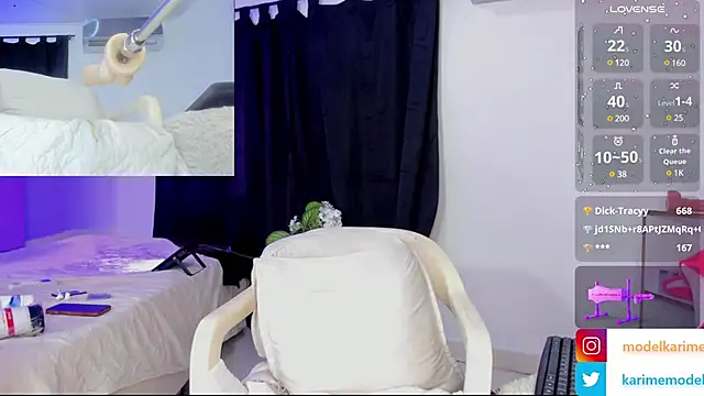 Snapshot of _karime_ chatting on 01-10-25, 11:29  karime  online show from 01-10-25, 11:29