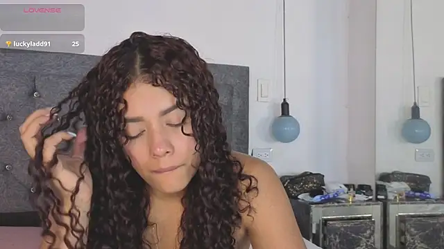 Snapshot of Meghan_taylor__ chatting on 10-25-25, 08:03 Meghan taylor online show from 10-25-25, 08:03