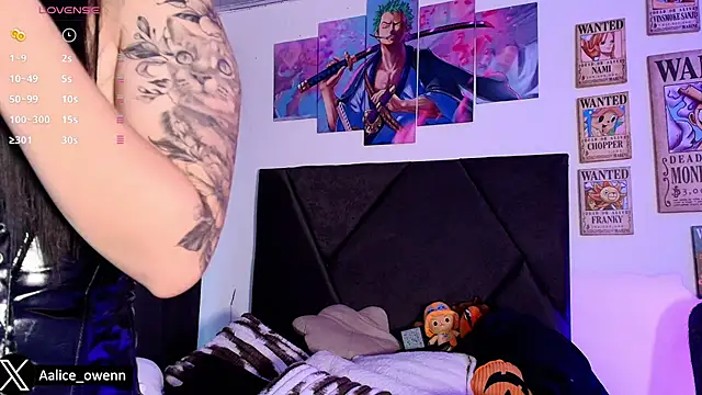 Aliceowenn online show from 11-25-25, 10:32