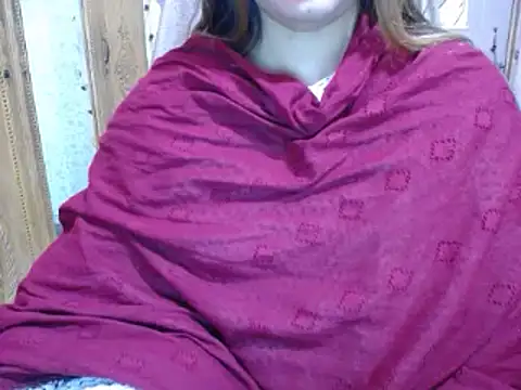 Snapshot of SohanaSabaSexy chatting on 12-20-24, 03:00 SohanaSabaSexy online show from 12-20-24, 03:00