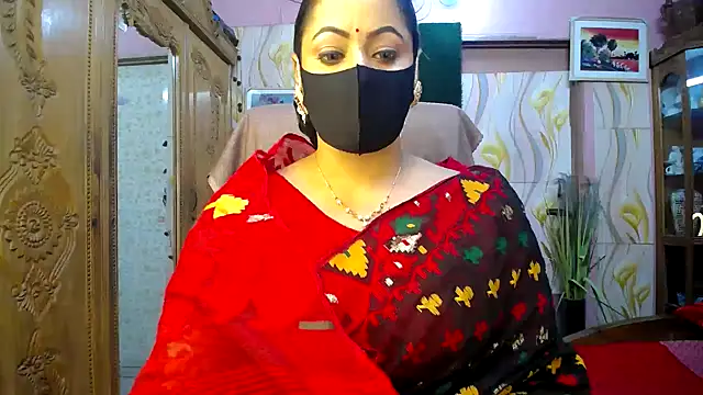 Snapshot of SohanaSabaSexy chatting on 09-13-25, 06:18 SohanaSabaSexy online show from 09-13-25, 06:18