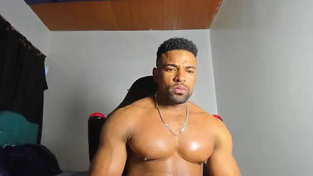 estebanlobo- online show from 09-25-25, 12:14