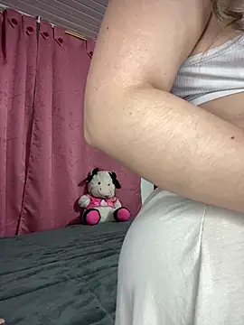 CristalGmez online show from 01-22-25, 12:38