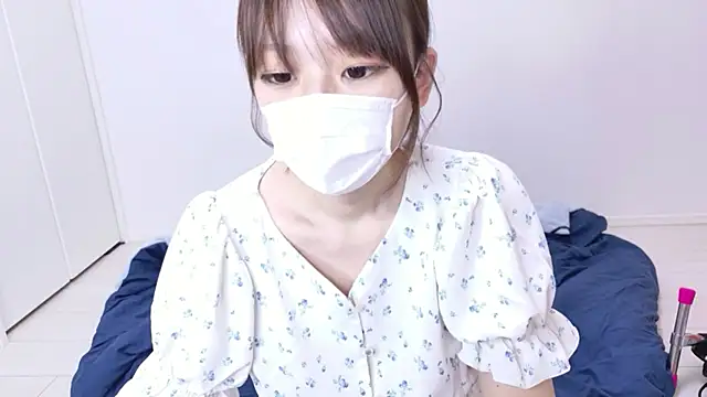 hi---chan- online show from 04-27-26, 08:07