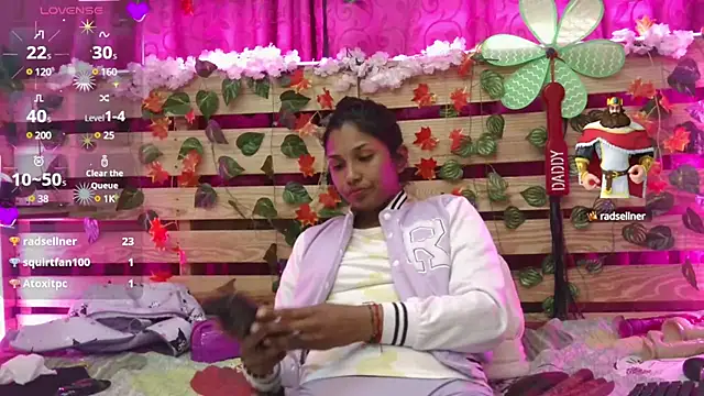 Elsa Parisi online show from 01-14-25, 12:22