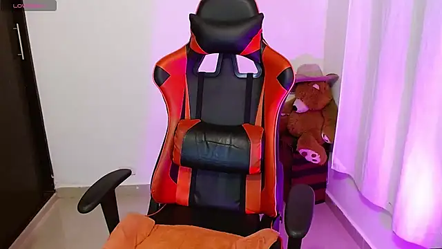 daarklover online show from 01-06-25, 10:13