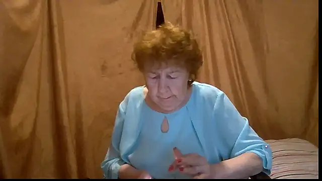 Snapshot of _Estelitta_5 chatting on 06-20-26, 03:48 Estelitta 5 online show from 06-20-26, 03:48