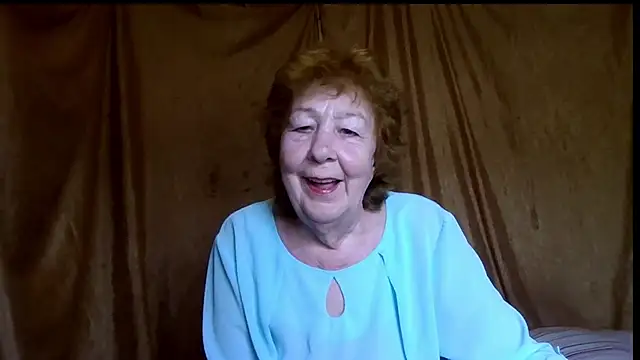Snapshot of _Estelitta_5 chatting on 06-21-26, 11:02 Estelitta 5 online show from 06-21-26, 11:02