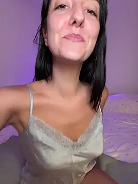 Snapshot of _Juliette chatting on 05-31-26, 07:15 Juliette online show from 05-31-26, 07:15