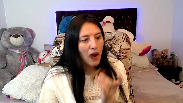 Snapshot of Lorenahot_06 chatting on 03-02-26, 07:10 Lorenahot 06 online show from 03-02-26, 07:10