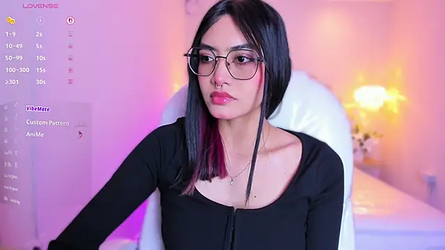 AzuraKindong online show from 04-27-26, 07:45