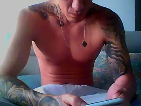 Skater29xx2 online show from 02-18-25, 03:10