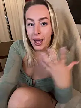 Snapshot of ChristyAdair chatting on 01-12-25, 08:47 ChristyAdair online show from 01-12-25, 08:47