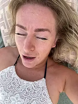 Snapshot of ChristyAdair chatting on 03-09-25, 11:36 ChristyAdair online show from 03-09-25, 11:36