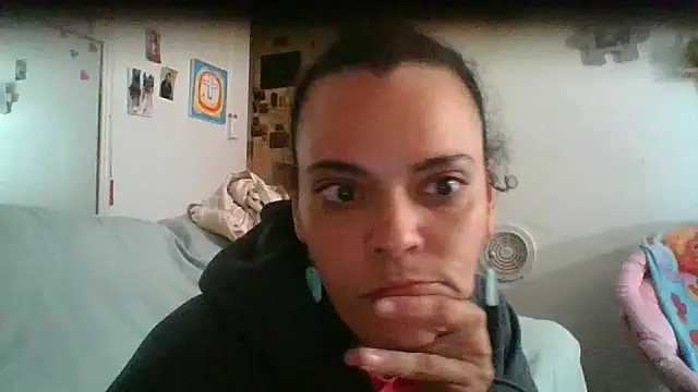 Snapshot of ExoticVibes69 chatting on 05-11-26, 01:00 ExoticVibes69 online show from 05-11-26, 01:00