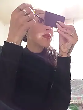 Snapshot of Zorrita_Fox chatting on 11-20-25, 12:55 Zorrita Fox online show from 11-20-25, 12:55