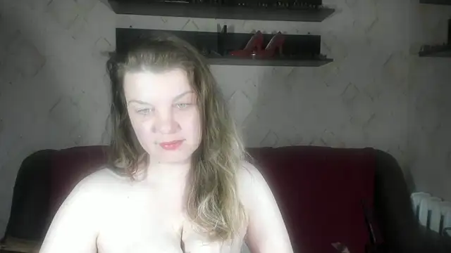 DarkIlona online show from 11-18-25, 04:28