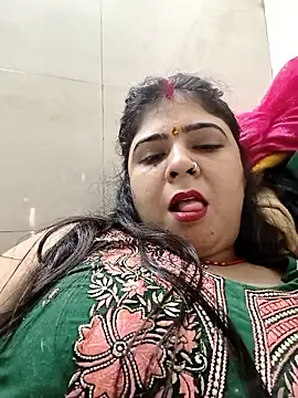 Husnpari20 online show from 11-28-25, 04:15