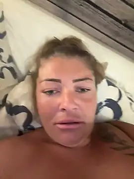 Snapshot of GabyHofstede chatting on 03-18-25, 01:31 GabyHofstede online show from 03-18-25, 01:31