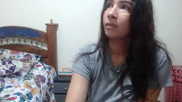 Ainhoa-hot online show from 05-15-26, 04:41