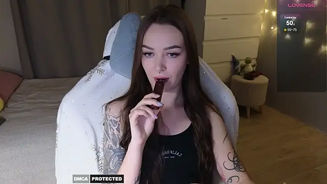 kate leoo online show from 01-26-25, 02:19