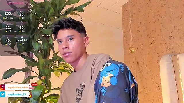 Snapshot of Angel_esteban_fx chatting on 02-02-25, 07:20 Angel esteban fx online show from 02-02-25, 07:20