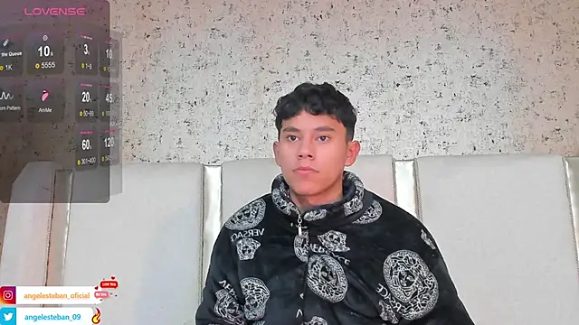 Snapshot of Angel_esteban_fx chatting on 02-15-25, 10:22 Angel esteban fx online show from 02-15-25, 10:22