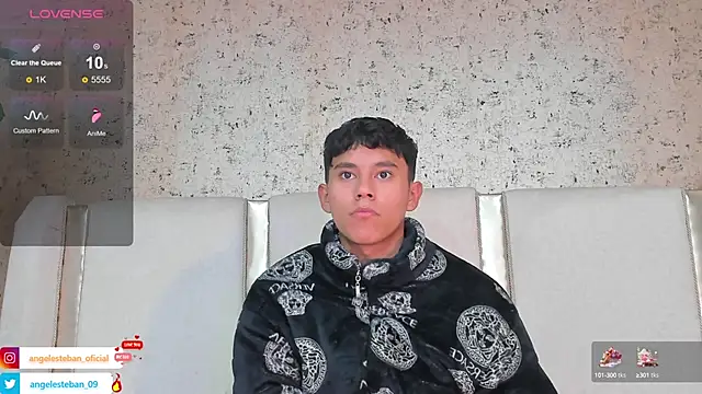 Snapshot of Angel_esteban_fx chatting on 02-16-25, 03:37 Angel esteban fx online show from 02-16-25, 03:37