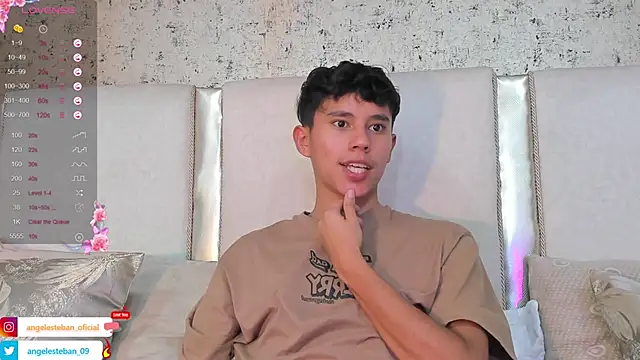 Snapshot of Angel_esteban_fx chatting on 02-28-25, 09:58 Angel esteban fx online show from 02-28-25, 09:58