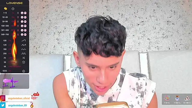 Snapshot of Angel_esteban_fx chatting on 03-05-25, 09:49 Angel esteban fx online show from 03-05-25, 09:49