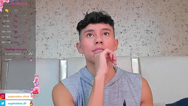 Snapshot of Angel_esteban_fx chatting on 03-07-25, 03:51 Angel esteban fx online show from 03-07-25, 03:51