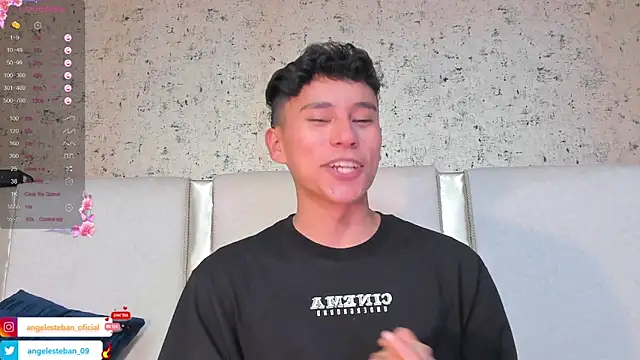 Snapshot of Angel_esteban_fx chatting on 03-15-25, 06:58 Angel esteban fx online show from 03-15-25, 06:58