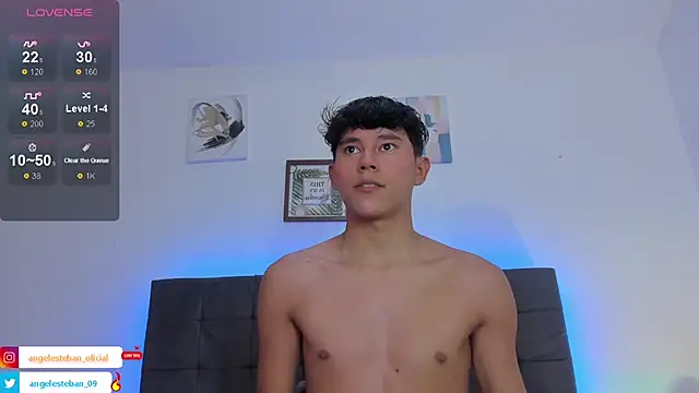 Snapshot of Angel_esteban_fx chatting on 09-18-25, 03:30 Angel esteban fx online show from 09-18-25, 03:30
