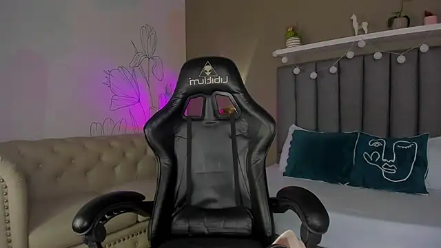 atenea jones online show from 04-05-26, 12:35