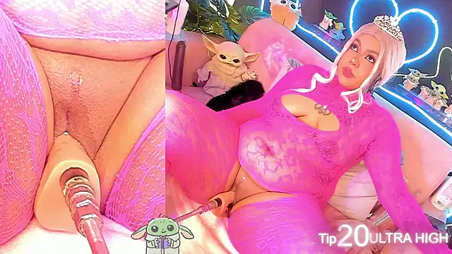 shayna manson  online show from 09-19-25, 10:27