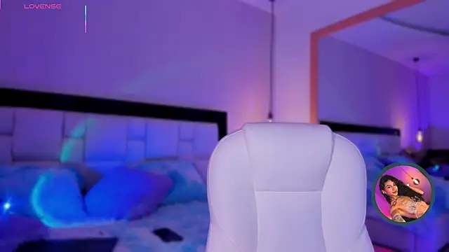 MiissCharlotte online show from 09-12-25, 05:18