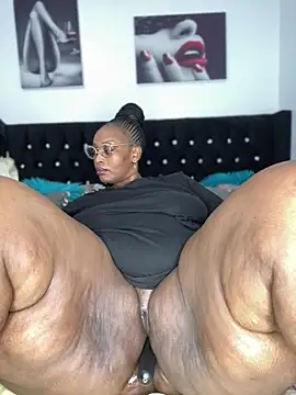 MsWhiteChocolatte online show from 03-11-26, 05:30