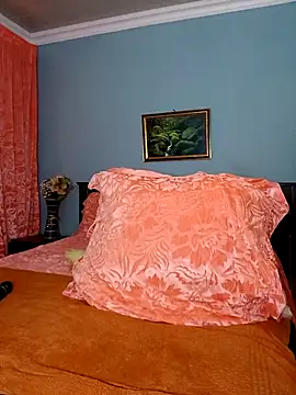 Snapshot of TALLNSEXY48 chatting on 02-25-25, 12:36 TALLNSEXY48 online show from 02-25-25, 12:36