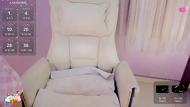 Snapshot of __18Angel__ chatting on 12-26-24, 11:43 18Angel online show from 12-26-24, 11:43