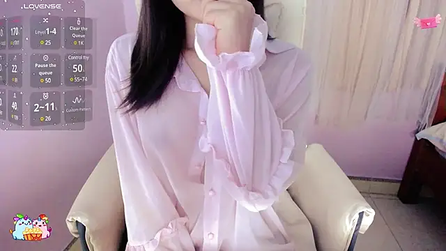 Snapshot of __18Angel__ chatting on 02-18-25, 11:55 18Angel online show from 02-18-25, 11:55