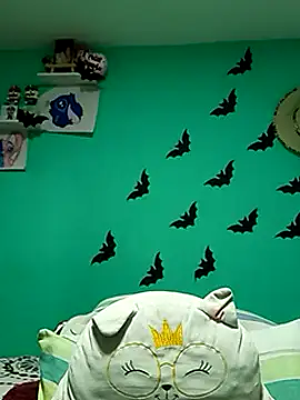 emilypoppy3 online show from 02-06-25, 03:06