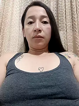 emilypoppy3 online show from 12-14-25, 01:27