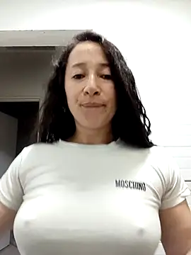 emilypoppy3 online show from 04-25-26, 02:03