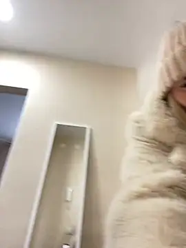 Snapshot of NewLale chatting on 01-26-25, 03:48 NewLale online show from 01-26-25, 03:48