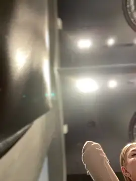 Snapshot of NewLale chatting on 02-07-25, 06:35 NewLale online show from 02-07-25, 06:35