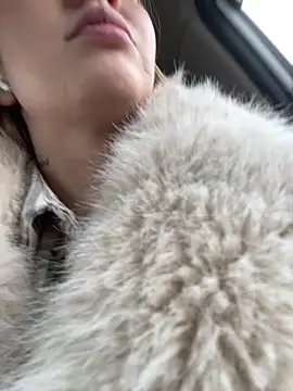 Snapshot of NewLale chatting on 03-15-25, 06:14 NewLale online show from 03-15-25, 06:14