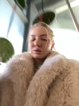 Snapshot of NewLale chatting on 03-16-25, 03:14 NewLale online show from 03-16-25, 03:14